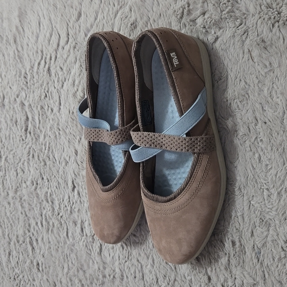 Teva hydro life slip on Mary Jane shoes size 8.5 - Picture 6 of 11